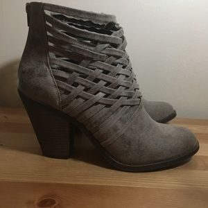 NEVER WORN Fergalicious Weever block heel bootie